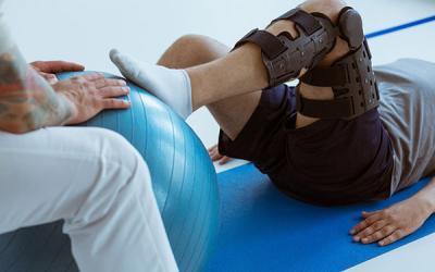 7 Common Reasons to Go to Physical Therapy